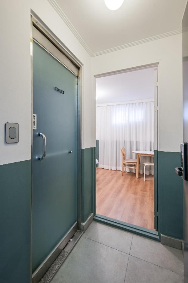 Ssh Myeongdong Dongdo Hostel Сеул Экстерьер фото