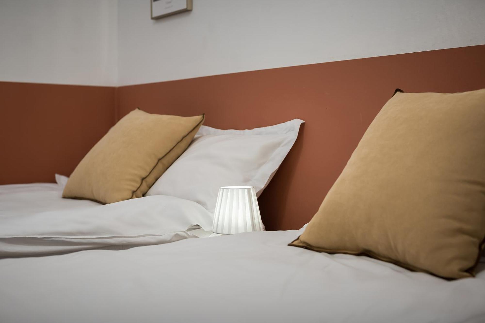 Ssh Myeongdong Dongdo Hostel Сеул Экстерьер фото