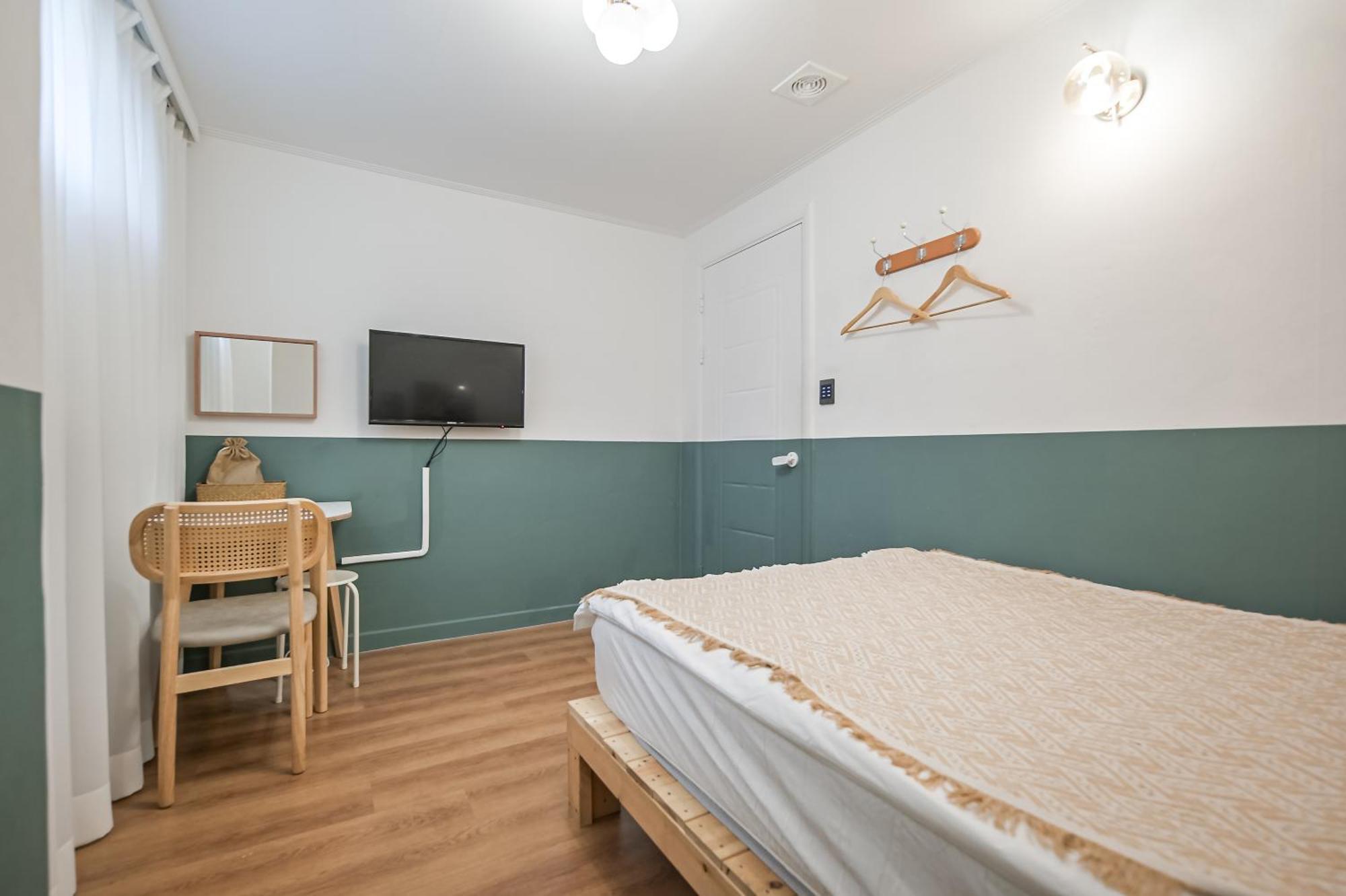 Ssh Myeongdong Dongdo Hostel Сеул Экстерьер фото
